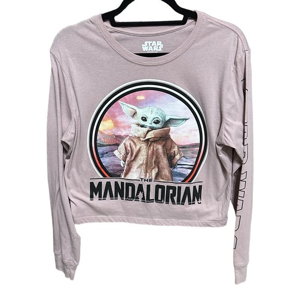Star Wars Mandalorian women’s size L pink long sleeve cropped t-shirt Grogu - Picture 1 of 7
